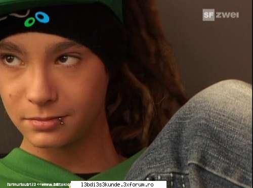 Poze cu Tommilicious:)) - La c s-o uita domne asa? - ^^Poze^^