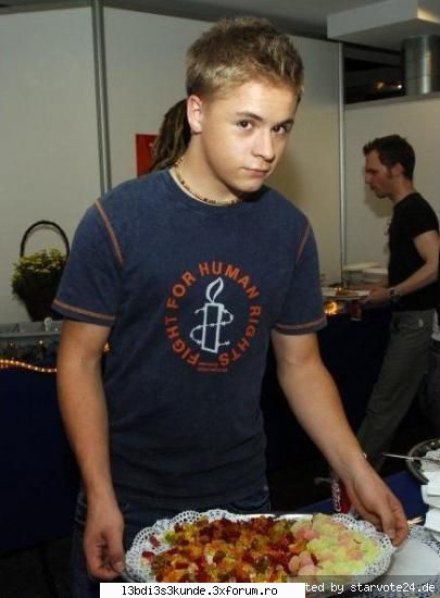 credeti k Gustav e important il TH? - gustav e foarte important in trupa..e unul dintre - ^^Gustav^^