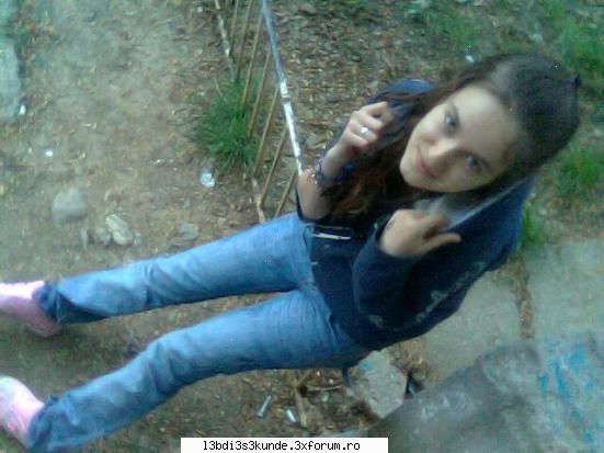 .::descriete::. - sunt o fata inraita dupa th, am 15 ani:P si sunt - ^^Wellcome^^