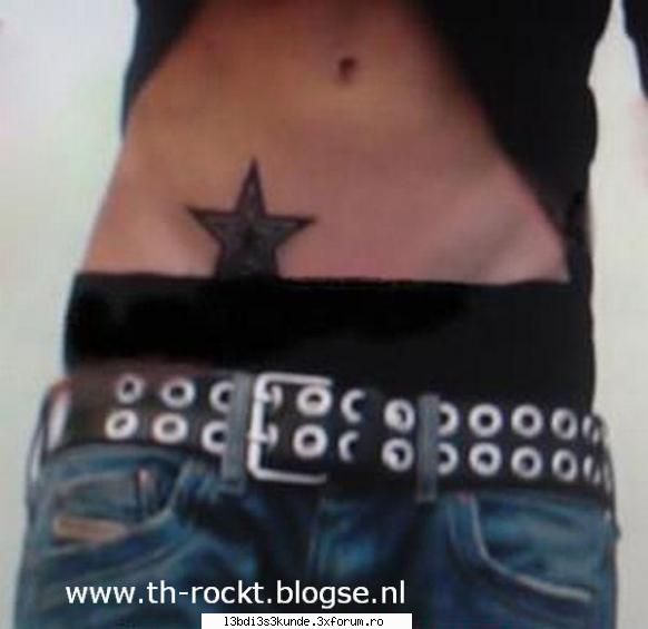 noul tatuaj a lui bill - mie imi place tatuajul lui bill si am auzit k l-a - ^^Bill^^