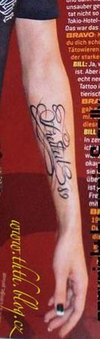 noul tatuaj a lui bill - imi place mooolt tatuajul de pe mana lui - ^^Bill^^
