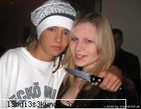 p0z3 trukt3 - k fel e asta k tom ...k cutitul la gat - ^^Tokio Hotel^^