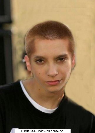 p0z3 trukt3 - porcarii de poze - ^^Tokio Hotel^^