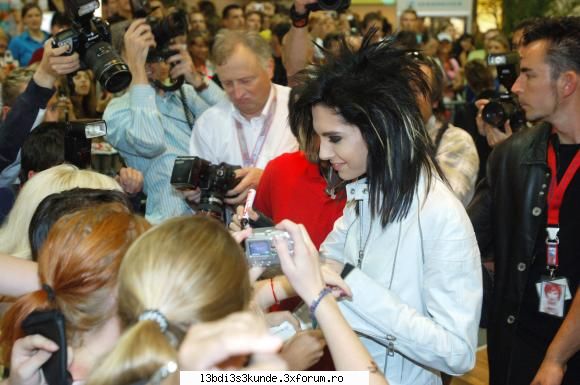 poza ta preferata cu BILL!?! - Shi iato shi pe a doua.... :) :) :) - ^^Bill^^