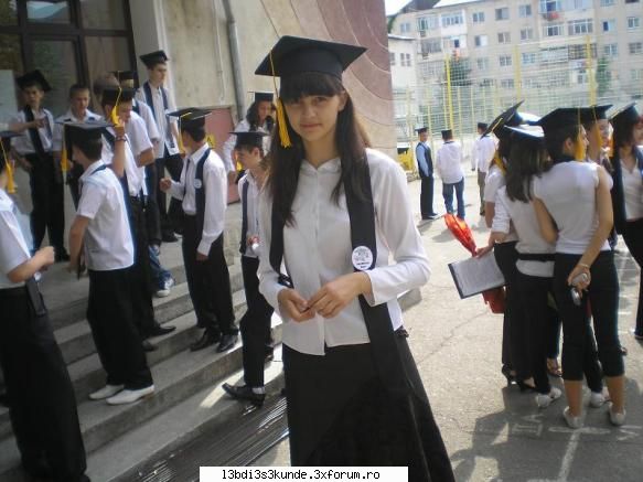 ~~~poze cu noi~~~ - ooo!ce de fete mumoase va pun si io o poza cu - ^^Wellcome^^