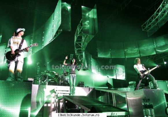 poze de la concerte - th_4ever - ^^Poze^^