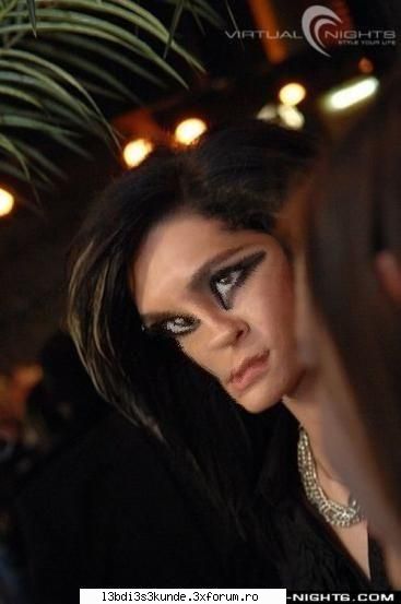 poze ha!oas3 - tom unde esti?(asta a fugeat cu masca mea)!hai la - ^^Tokio Hotel^^