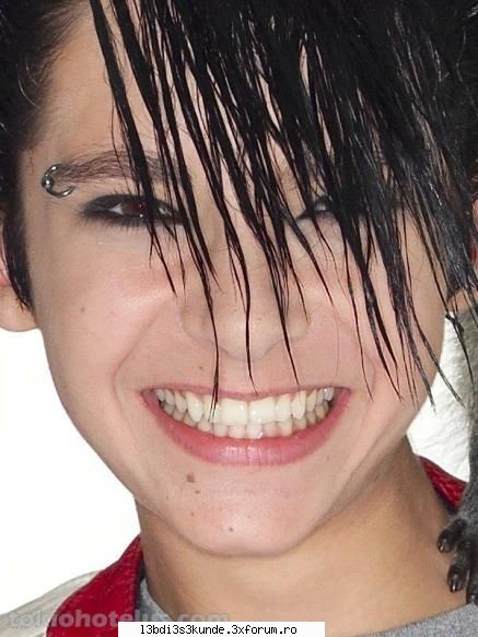 .::poze haiose::. - b cum e? D !bravo...arati minunat....era sa ma - ^^Kaulitz twins^^