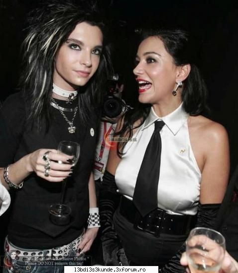 .::poze haiose::. - B: "Oare cand mai tace asta din gura oadata , ca - ^^Kaulitz twins^^