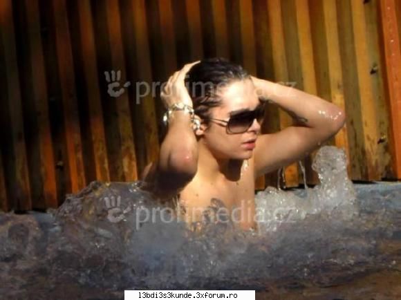 !!printr-o vacantza!! - ii gheatzaa!!....bill nui normal :P:P - ^^Kaulitz twins^^